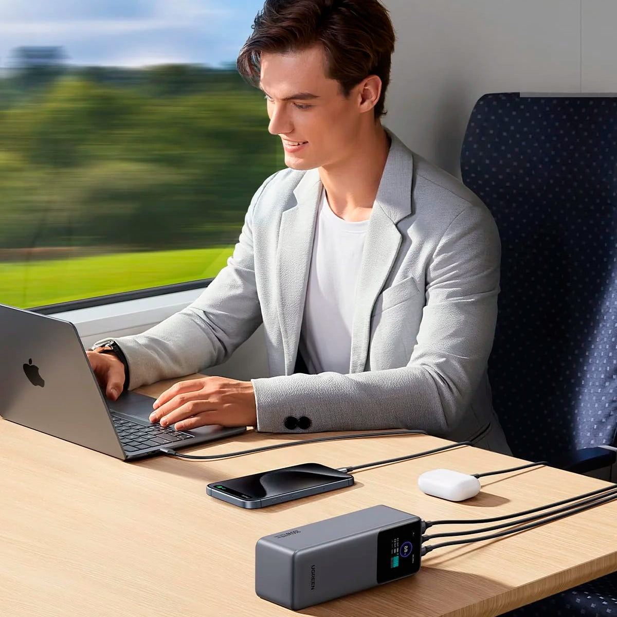 Power Bank Ugreen Nexode Carga rápida 200W