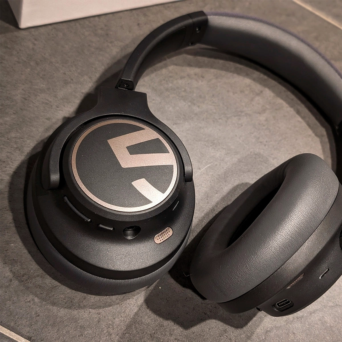 Audífonos Soundpeats Space